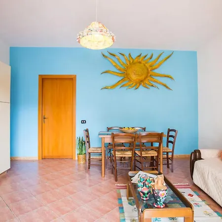 Sun House 3 Apartment