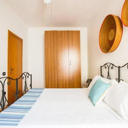 Sun House 3 Apartman Villasimius