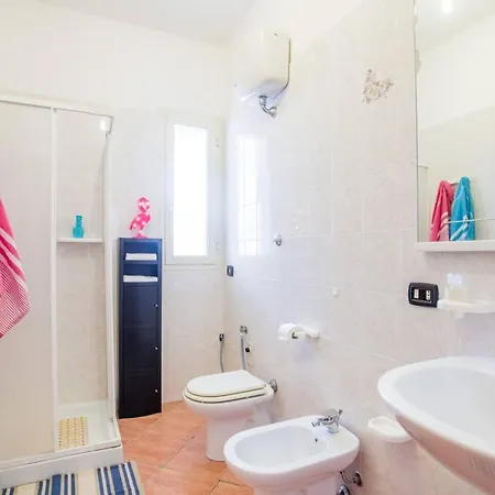Apartman Sun House 3 *