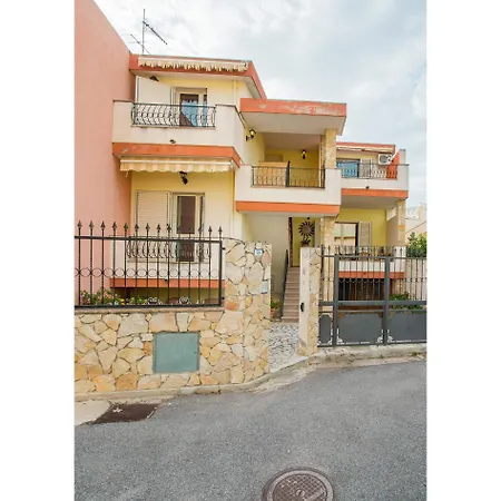 Sun House 3 * Villasimius